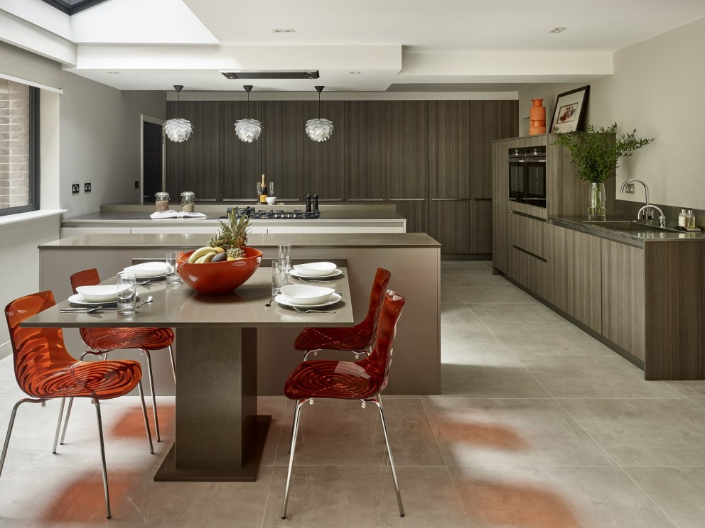 Dulwich luxurious and colourful family home | Kitchen | Interior Designers